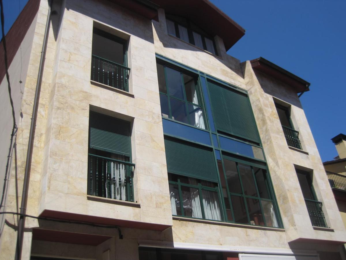 Apartamento Arriondas Exteriér fotografie